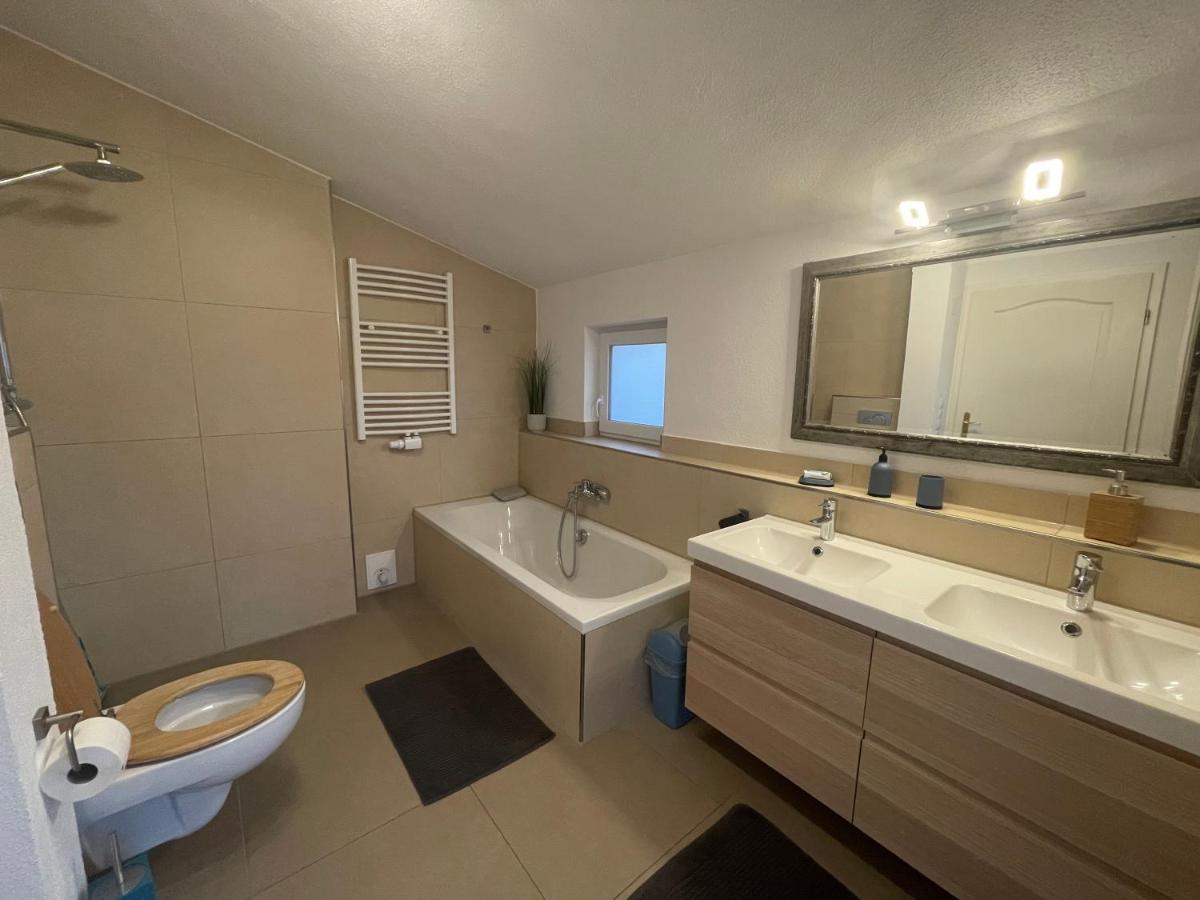 #6 Familienzimmer Mit Gemeinschaftsbad เมมมิงเงน ภายนอก รูปภาพ